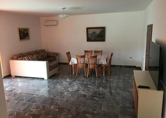 Excelsior Св. Св. Константин и Елена